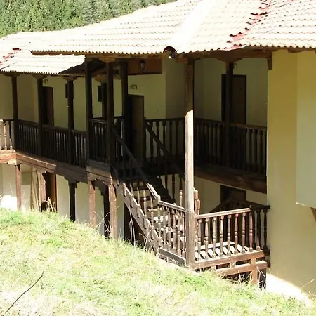 Argirov Hotel 3*